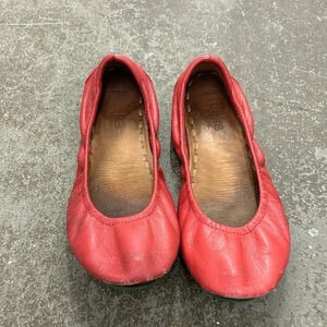 Tieks flat shoes red